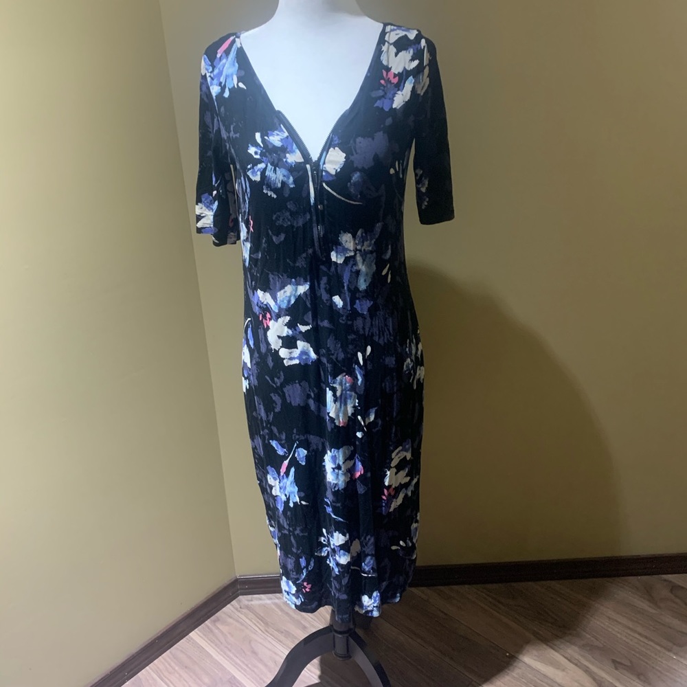 👻🎃CLEARANCE🎃👻 Reitmans floral dress